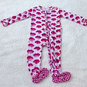 Valentine’s Day 👄 Kisses Little Bum Bums Footies